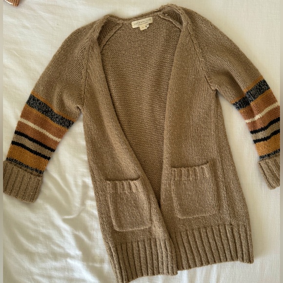 Cozy tan open sweater - Picture 2 of 5